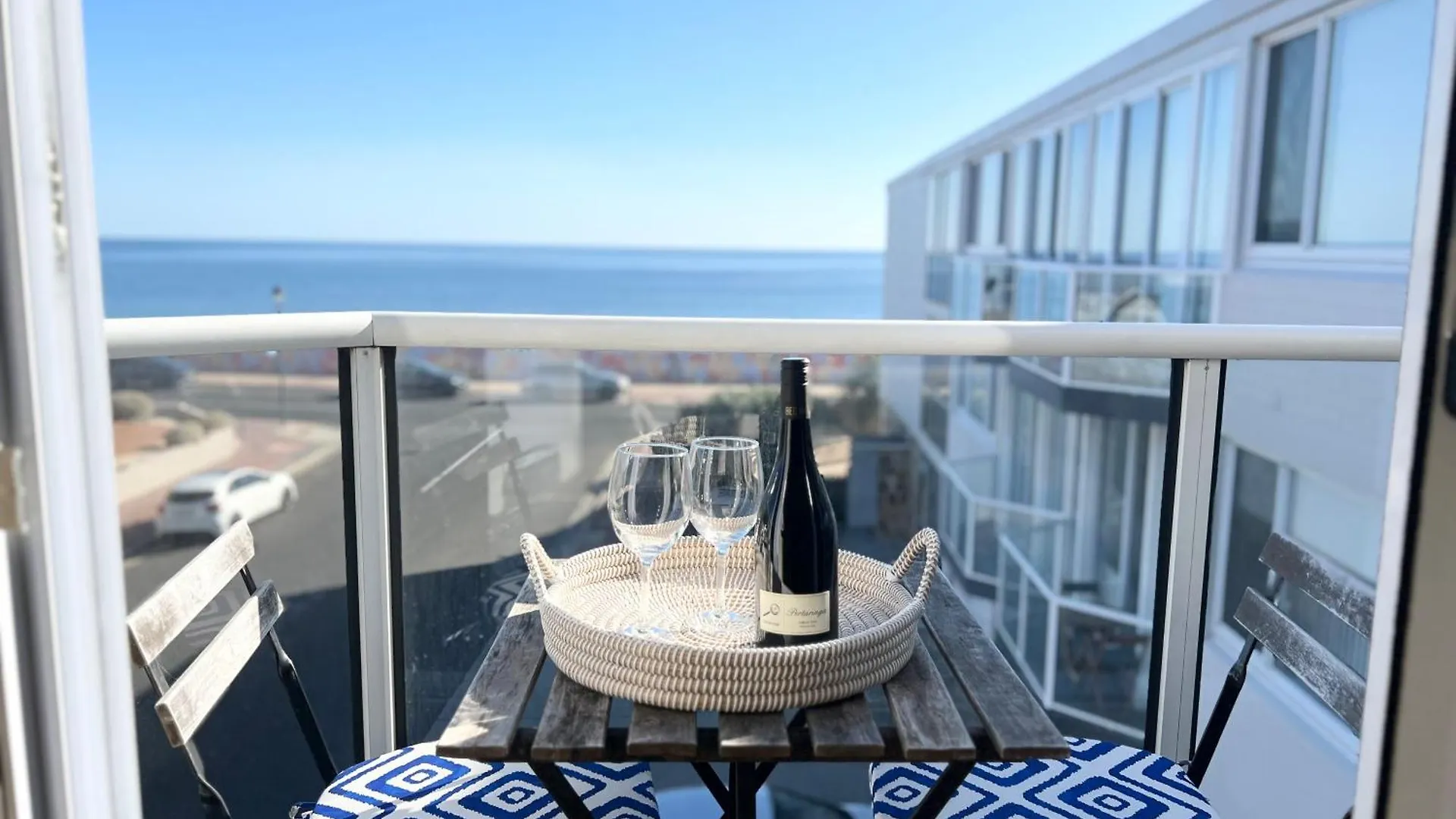 Beachside Retreat With Ocean Views In Glenelg contacts